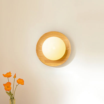 Novin Wooden Wall Lamp