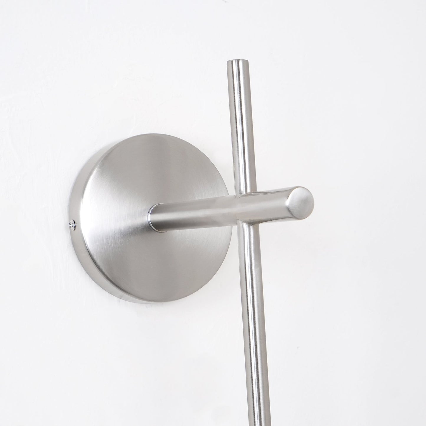 Cerin Vertical Globe Wall Lamp