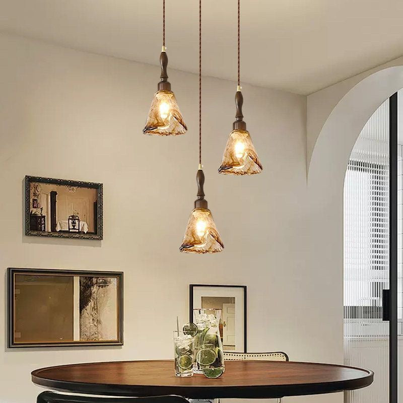 luxury-spiral-staircase-chandelier